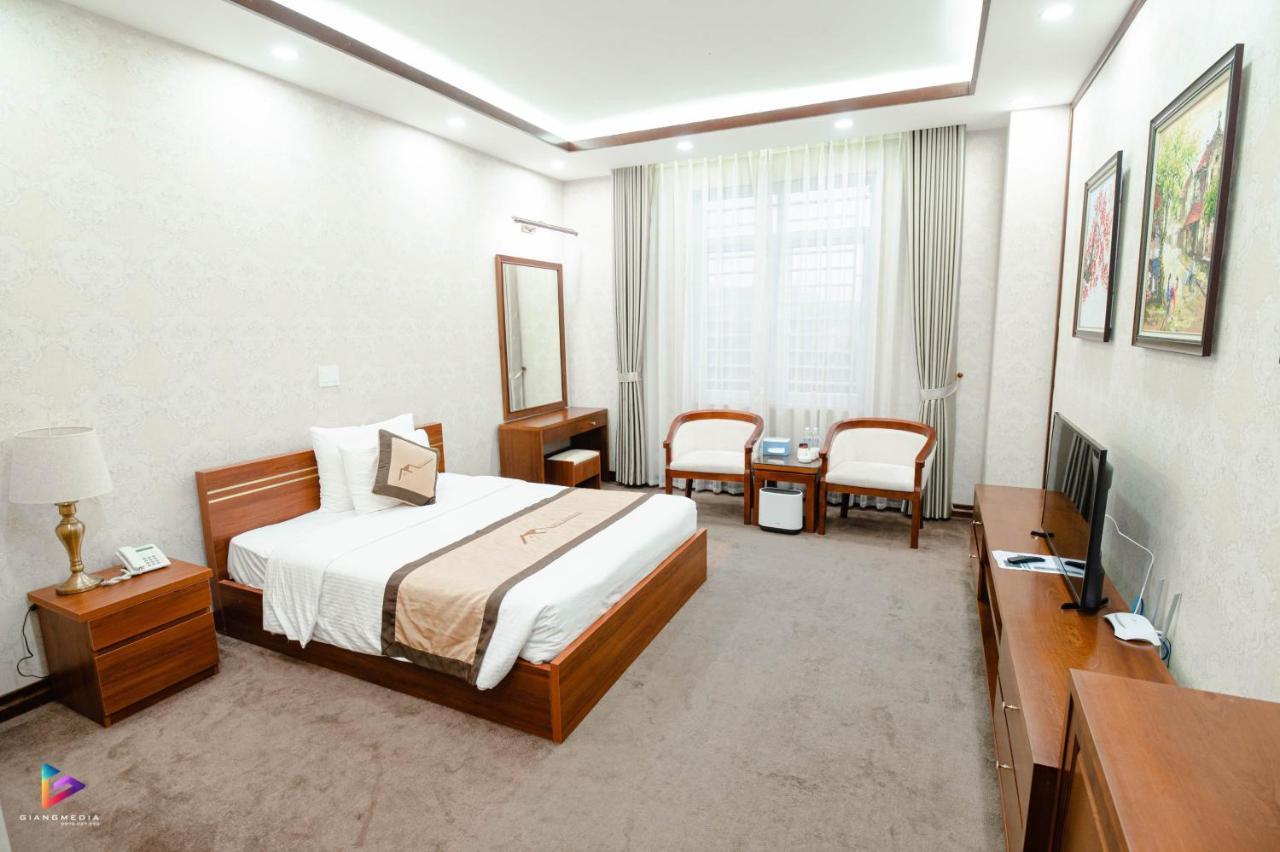 Khach San A1 Lang Son Hotell Exteriör bild